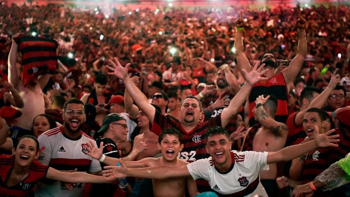 O Flamengo foi (com muita folga) o clube com maior média de público na temporada passada. 