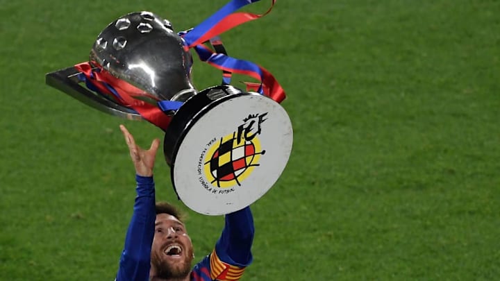 Messi festeja un nuevo título.