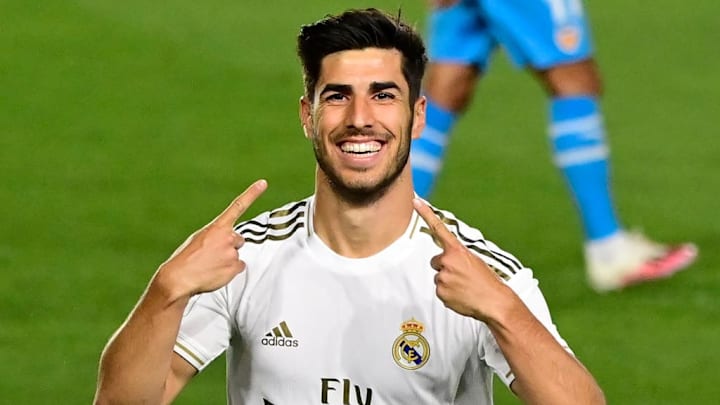 O 'popular' sorriso de Asensio.