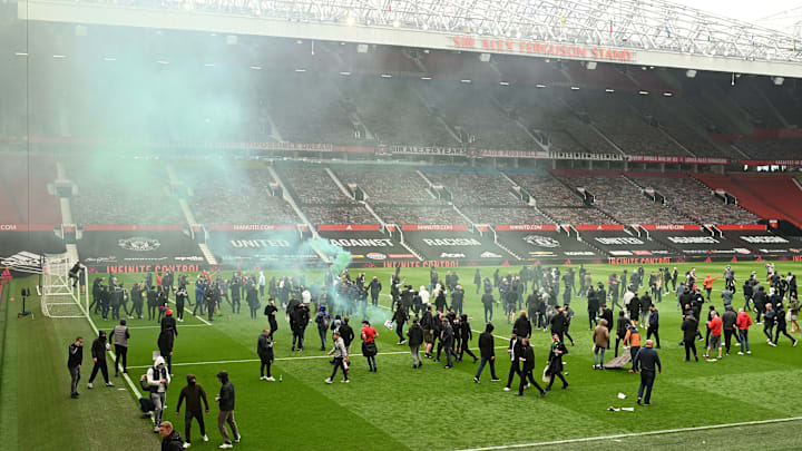 TOPSHOT-FBL-EUR-SUPER-UEFA-ENG-PR-MAN UTD