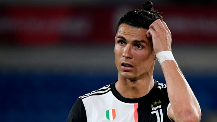 TOPSHOT-FBL-ITA-CUP-NAPOLI-JUVENTUS-HEALTH-VIRUS TOPSHOT-FBL-ITA-CUP-NAPOLI-JUVENTUS-HEALTH-VIRUS