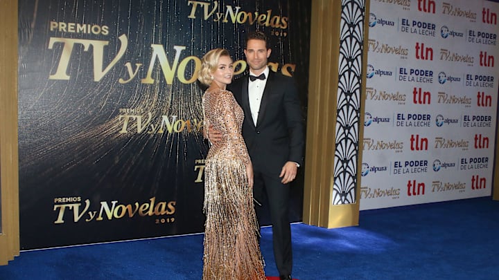 Angelique Boyer fue una de las ganadoras en Premios TvyNovelas 2019 Angelique Boyer fue una de las ganadoras en Premios TvyNovelas 2019