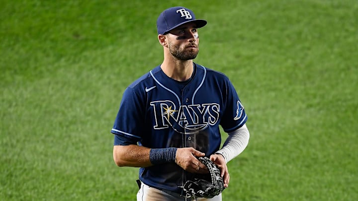 Kevin Kiermaier es el jardinero central de los Rays