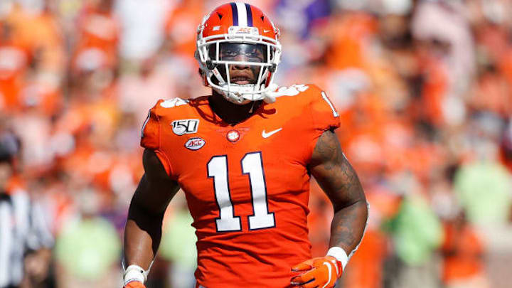 Clemson star hybrid defender Isaiah Simmons