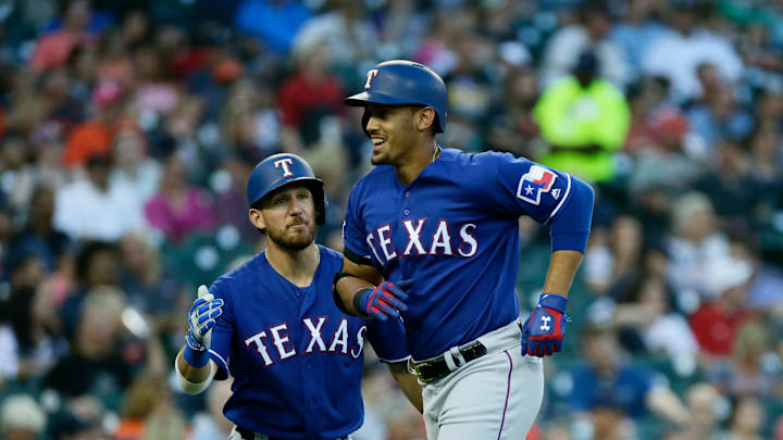 Guzmán tiene tres temporadas de experiencia en la MLB con los Rangers