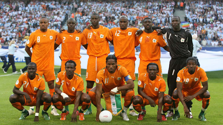 The Ivory Coast team poses 10 June 2006