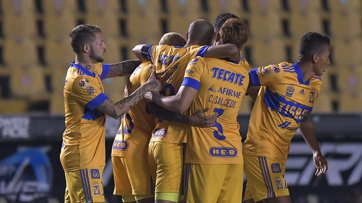 Jugadores de Tigres UANL celebran un gol. Jugadores de Tigres UANL celebran un gol.