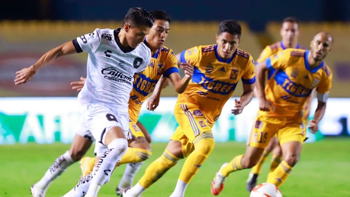 Tigres UANL v Queretaro - Torneo Guard1anes 2020 Liga MX
