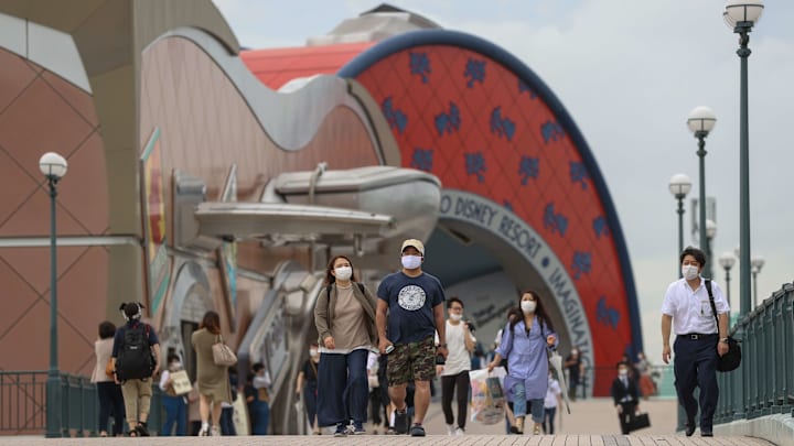 Disney Tokio ya está abierto al público tras 4 meses de cierre por el COVID-19 Disney Tokio ya está abierto al público tras 4 meses de cierre por el COVID-19