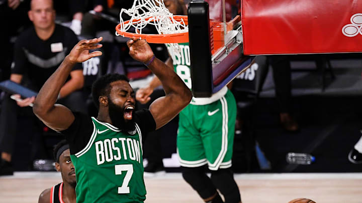 Jalen Brown tuvo una actuación brillante ante los Raptors en el quinto juego
