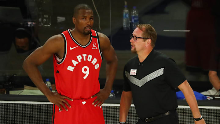 Serge Ibaka es duda para el sexto partido de la serie ante Celtics