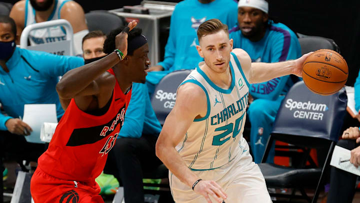 Gordon Hayward disputará su primera campaña con los Charlotte Hornets