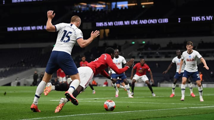 Tottenham Hotspur v Manchester United - Premier League