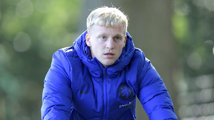 Donny Van De Beek Spoke To Frenkie De Jong Before Deciding To Join Manchester United