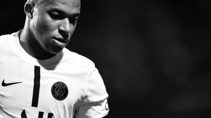 Troyes v Paris Saint-Germain - Ligue 1 Uber Eats Troyes v Paris Saint-Germain - Ligue 1 Uber Eats