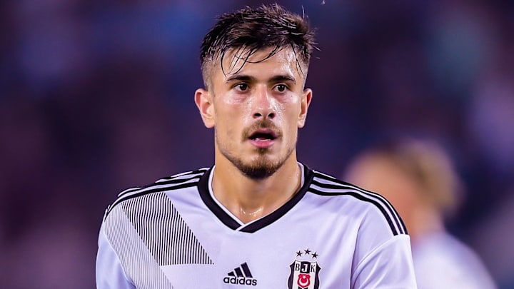 Dorukhan Tokoz Un Fenerbahce Ile Anlastigi Iddialarina Yanit