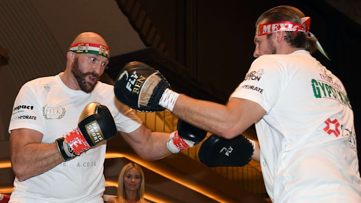 Tyson Fury se ha mantenido entrenando para su pelea contra Joshua