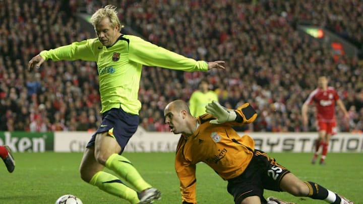 Eidur Gudjohnsen, Jose Reina