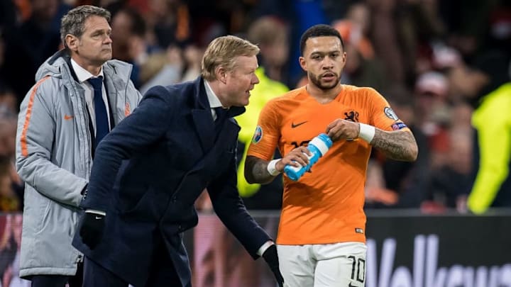 Koeman conoce bien a Depay