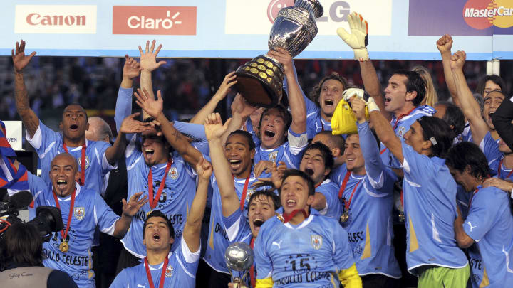 Uruguay v Paraguay - Copa America 2011 Final