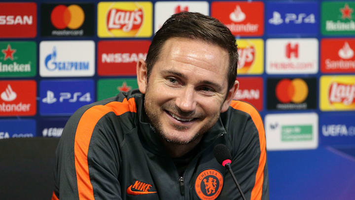 Valencia CF v Chelsea FC: Group H - UEFA Champions League Valencia CF v Chelsea FC: Group H - UEFA Champions League