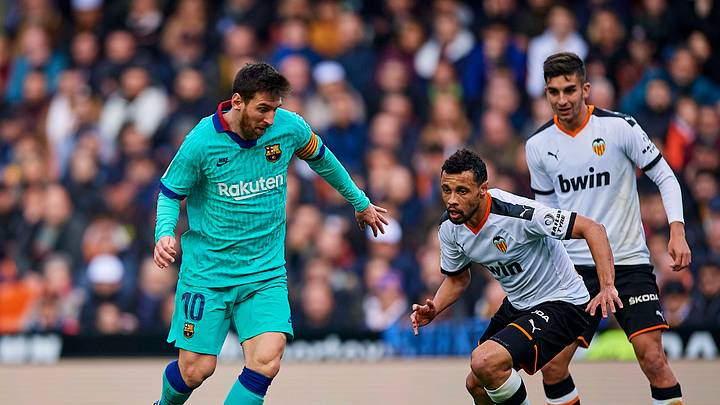 Barcelona Vs Valencia La Liga 2020 21 Jadwal Laga Info Skuad Dan Live Streaming