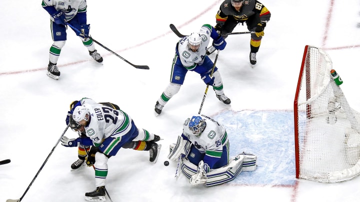 Vegas Golden Knights vs Vancouver Canucks Odds, Betting Lines, Predictions, Expert Picks and Over/Under for NHL Playoffs Game 6.