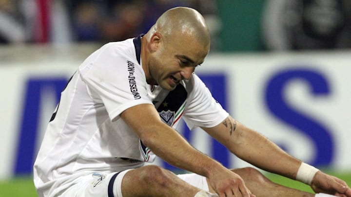 Velez perdió con Peñarol en 2011