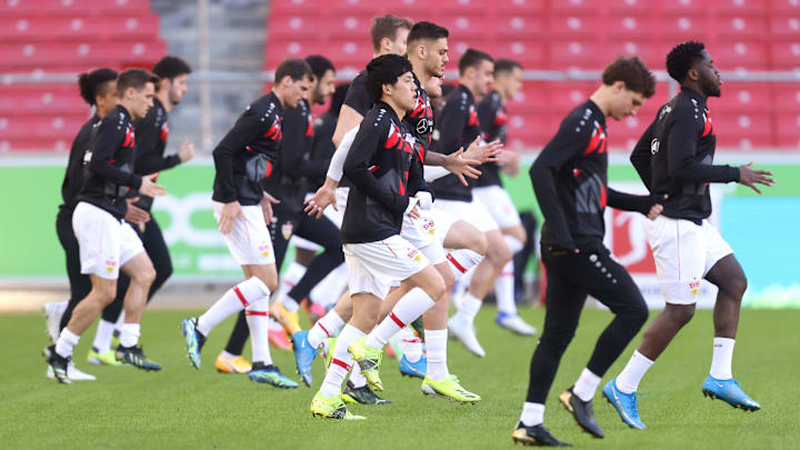 Der VfB Stuttgart macht sich warm Der VfB Stuttgart macht sich warm