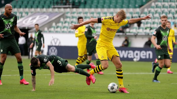 VfL Wolfsburg v Borussia Dortmund - Bundesliga