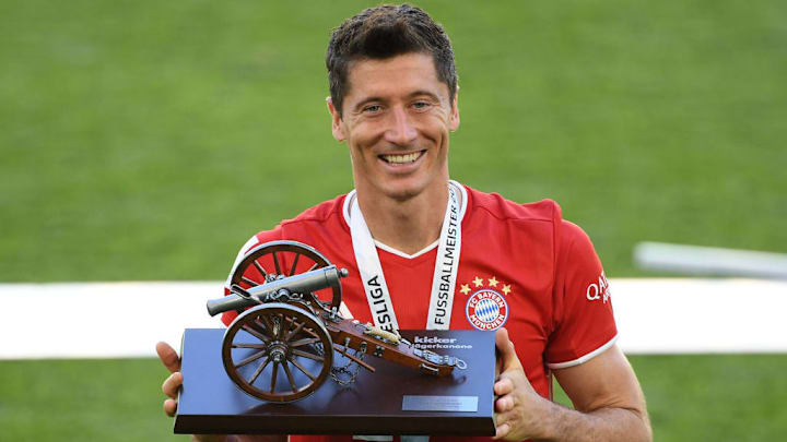 Robert Lewandowski mit der Torjäger-Kanone