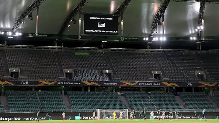 VfL Wolfsburg v Shakhtar Donetsk - UEFA Europa League Round of 16: First Leg