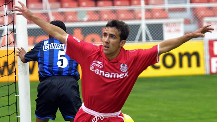 Vicente Sanchez de Toluca celebra tras a