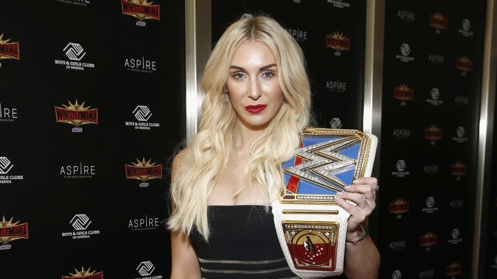 Charlotte Flair es la nueva Campeona de Parejas junto a Asuka