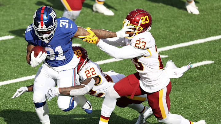 Devonta Freeman sigue fuera de acción en los Giants Devonta Freeman sigue fuera de acción en los Giants