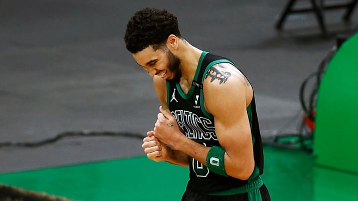 Tatum sigue brillando en la NBA