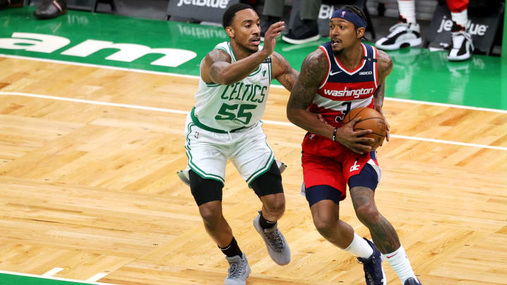 Bradley Beal sigue brillando en los Wizards