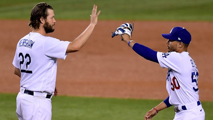 Clayton Kershaw y Mookie Betts brillaron en el primer juego de la Serie Mundial