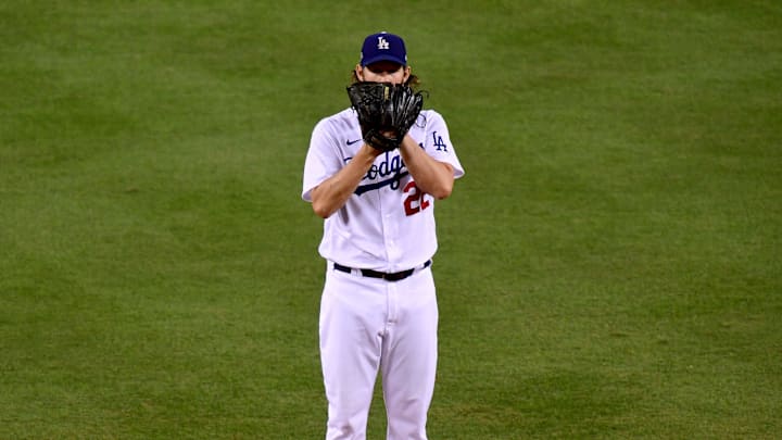 Clayton Kershaw se lució ante los Cerveceros