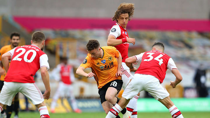 Shkodran Mustafi, David Luiz, dan Granit Xhaka kala melawan Wolves