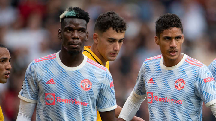 Paul Pogba, Raphaël Varane, avec Manchester United cette saison - Premier League Paul Pogba, Raphaël Varane, avec Manchester United cette saison - Premier League