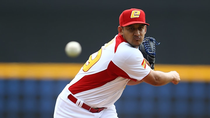 Yoanner Negrín hizo historia con Leones de Yucatán este domingo