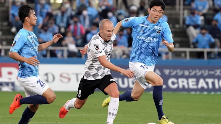 Andrés Iniesta juega para el Vissel Kobe japonés.