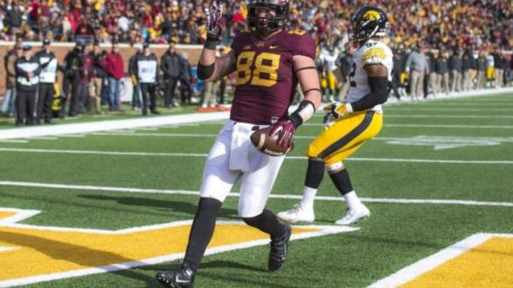Nov 8, 2014; Minneapolis, MN, USA; Minnesota Golden Gophers tight end Maxx Williams (88) runs in for a touchdown after making a catch in the second half against the Iowa Hawkeyes at TCF Bank Stadium. The Gophers won 51-14. Mandatory Credit: Jesse Johnson-USA TODAY Sports