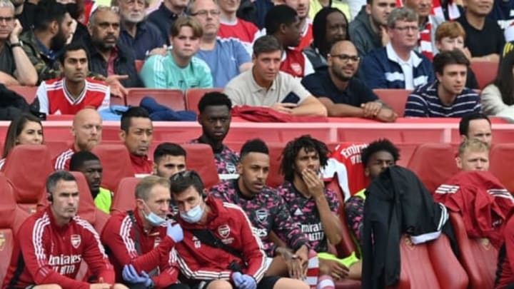 Arsenal’s bench. (Photo by JUSTIN TALLIS/AFP via Getty Images)