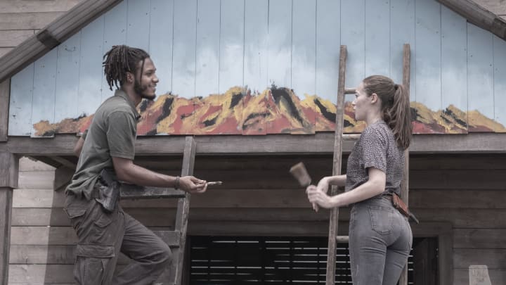 Alycia Debnam-Carey as Alicia Clark, Colby Hollman as Wes – Fear the Walking Dead _ Season 5, Episode 16 – Photo Credit: Van Redin/AMC