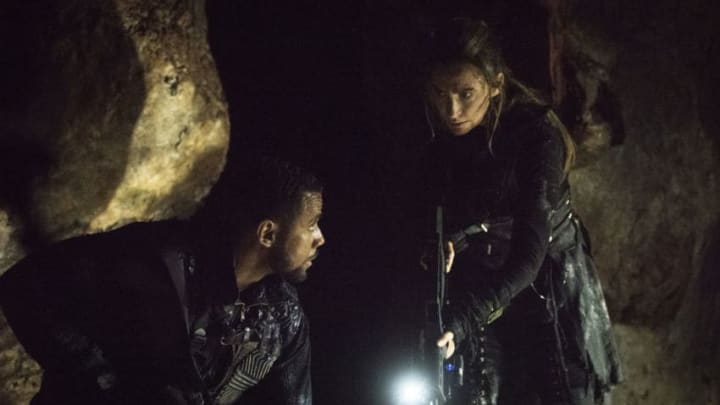 The 100 -- "Nakara" -- Image Number: HU706A_0404r.jpg -- Pictured (L-R): Jarod Joseph as Miller and Jessica Harmon as Niylah С Photo: Dean Buscher/The CW -- 2020 The CW Network, LLC. All rights reserved.