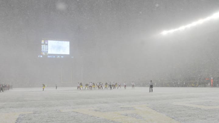 ANN ARBOR, MI – NOVEMBER 19: This snow squall starts to cover the field during the NCAA football game between the Indiana Hoosiers and Michigan Wolverines on November 19, 2016, at Michigan Stadium in Ann Arbor, Michigan. (Photo by Steven King/Icon Sportswire via Getty Images)