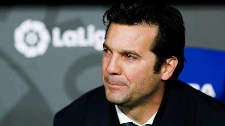 27th January 2019, Cornella-El Prat, Cornella de Llobregat, Barcelona, Spain; La Liga football, Espanyol versus Real Madrid; Santiago Solari of Real Madrid focused on the match (photo by Eric Alonso/Action Plus via Getty Images)