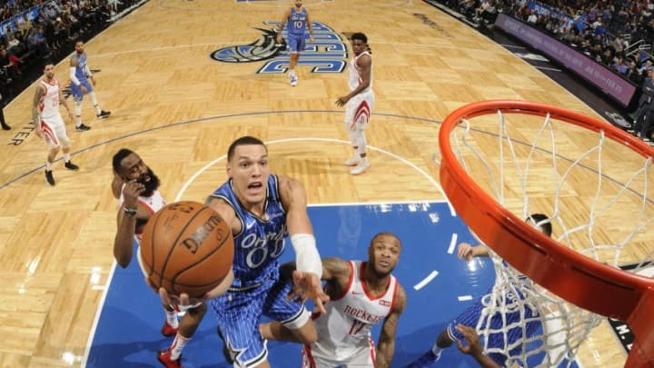 ORLANDO, FL - JANUARY 13: Aaron Gordon #00 of the Orlando Magic shoots the ball against the Houston Rockets on January 13, 2019 at Amway Center in Orlando, Florida. NOTE TO USER: User expressly acknowledges and agrees that, by downloading and or using this photograph, User is consenting to the terms and conditions of the Getty Images License Agreement. Mandatory Copyright Notice: Copyright 2019 NBAE (Photo by Fernando Medina/NBAE via Getty Images)